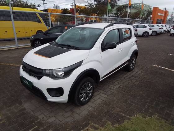 FIAT MOBI 1.0 EVO FLEX TREKKING MANUAL